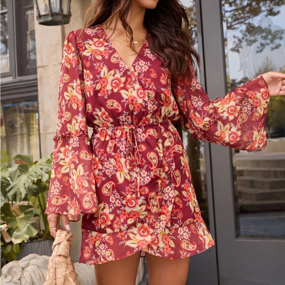 Vici Red Honey Crisp Tie Waist Floral Dress - Picture 1 of 8